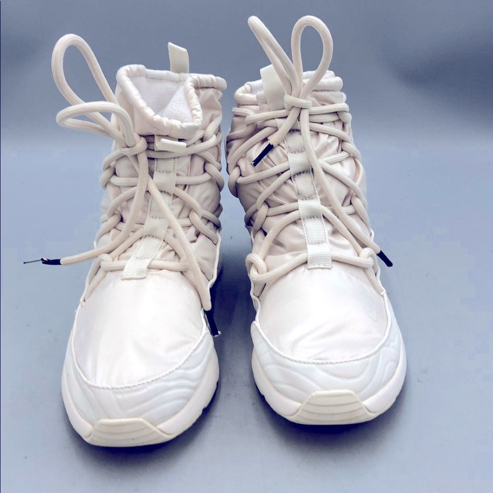 Nike Tanjun - Picture 2 of 4